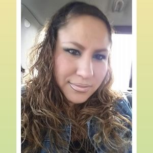 Meet your Posher, Daniela